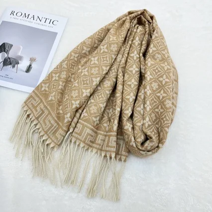 2024 plaid scarf women\'s warm scarf fashion shawl autumn and winter imitation cashmere scarf