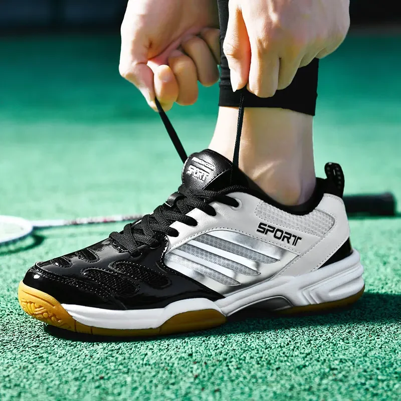 Outdoor Männer Tennis Schuhe Gericht Badminton Turnschuhe für Training Volleyball Indoor Professionelle Männer Frauen Atmungsaktive Sportschuhe