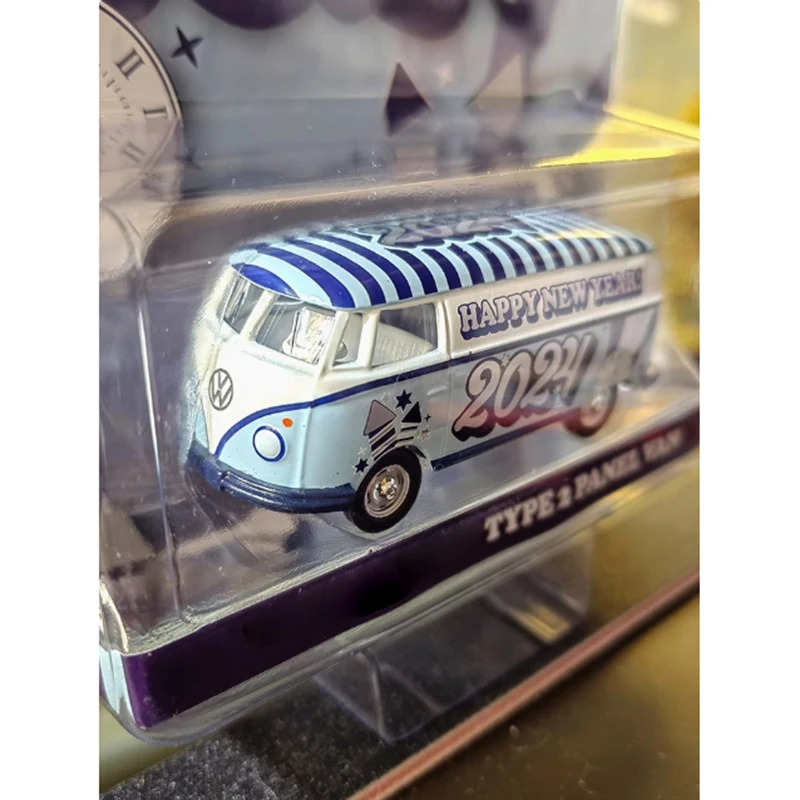 GreenLight 1:64 Scale 2024 ใหม่ปีVW T2 ประเภท 2 แผงVANรุ่นรถคลาสสิกผู้ใหญ่ของที่ระลึกของขวัญStaticจอแสดงผล