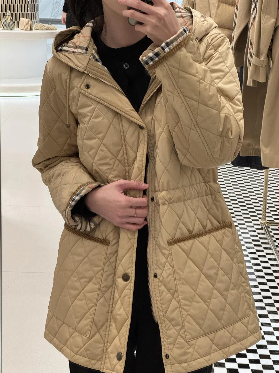 Classic British Style Women's Cotton Jacket Autumn Winter Warmth Slimming Hooded Waist-Cinching Quilted Fashionable Coat