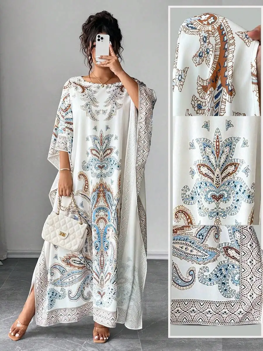 

Свободное платье макси с принтом в стиле бохо, рукавами-крылышками и круглым вырезом для отпуска