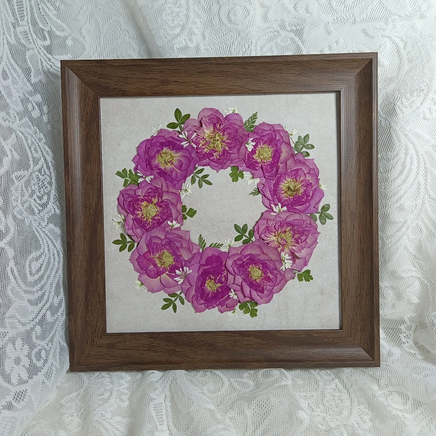 

0058 Handmade Pressed Flower Art Pink Rose Bouquet with Green Leaves Accents Natural Eco Friendly Home Decoration Living Room