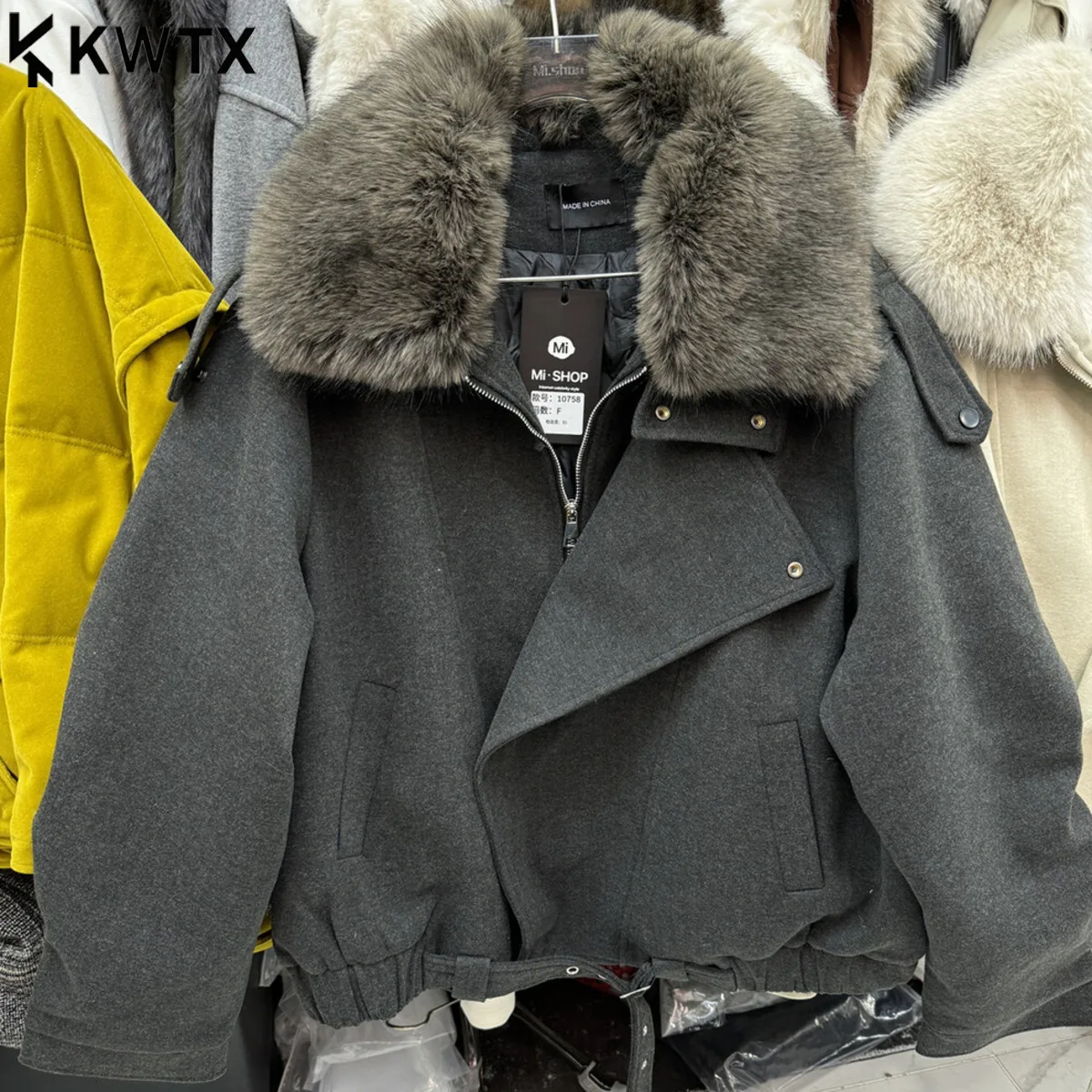 

KWTX 2025 Новый женский толстый зимний пуховик, пальто с меховым воротником на талии, на молнии, элегантный винтажный удобный премиум-класса
