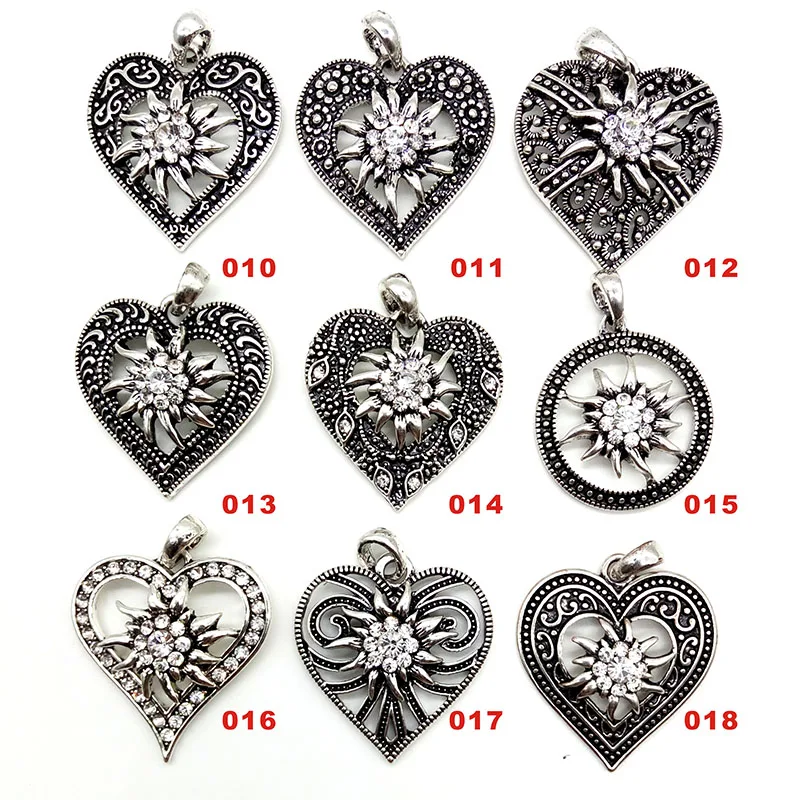 Vintage Fashion Edelweiss Flowers Pendant Necklace for Women Oktoberfest Traditional Dirndl Costume Choker Jewerlry Wholesale