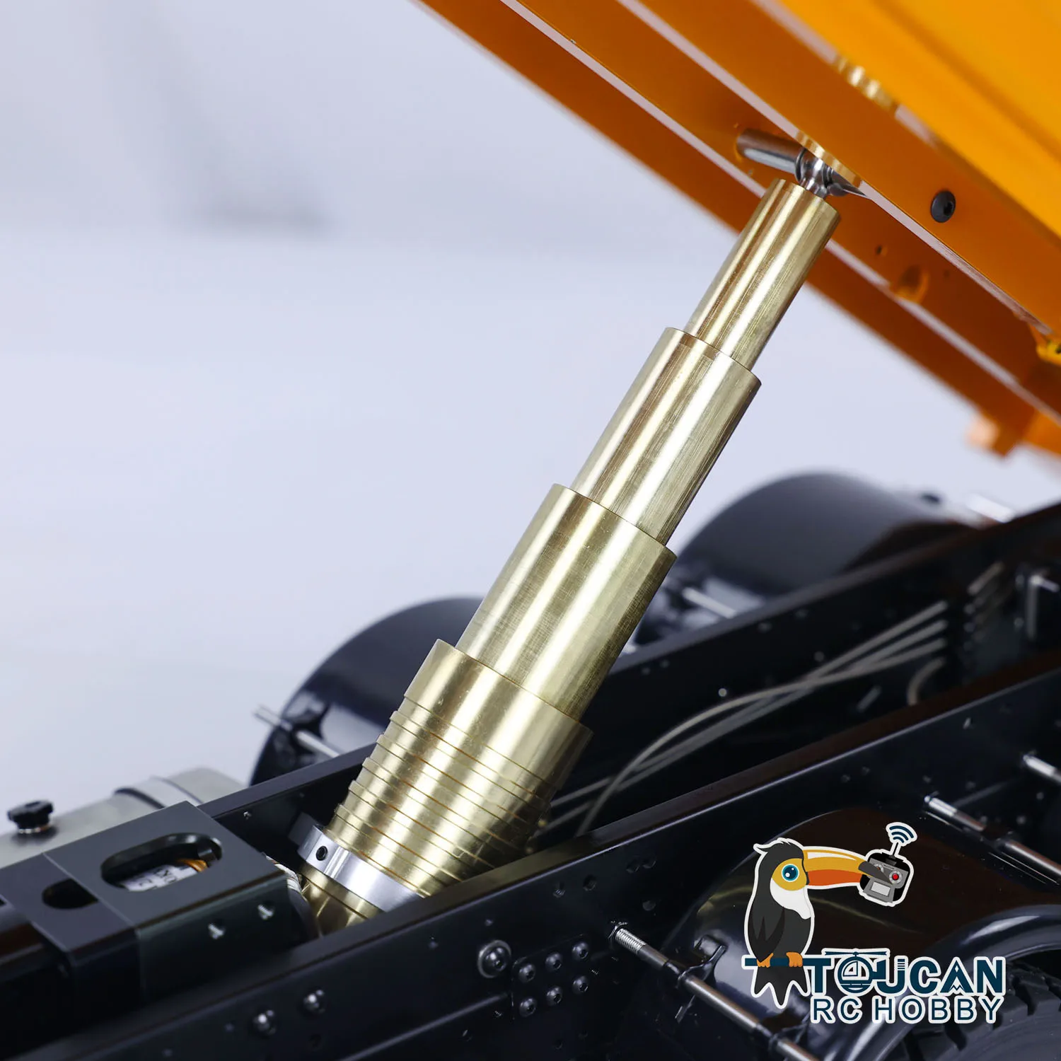 8X8 LESU 1/14 RC قلابة هيدروليكية RTR سيارة معدنية لعبة راديو التحكم قلابة نماذج من الشاحنات أضواء الأصوات توكان هواية هدية THZH1712