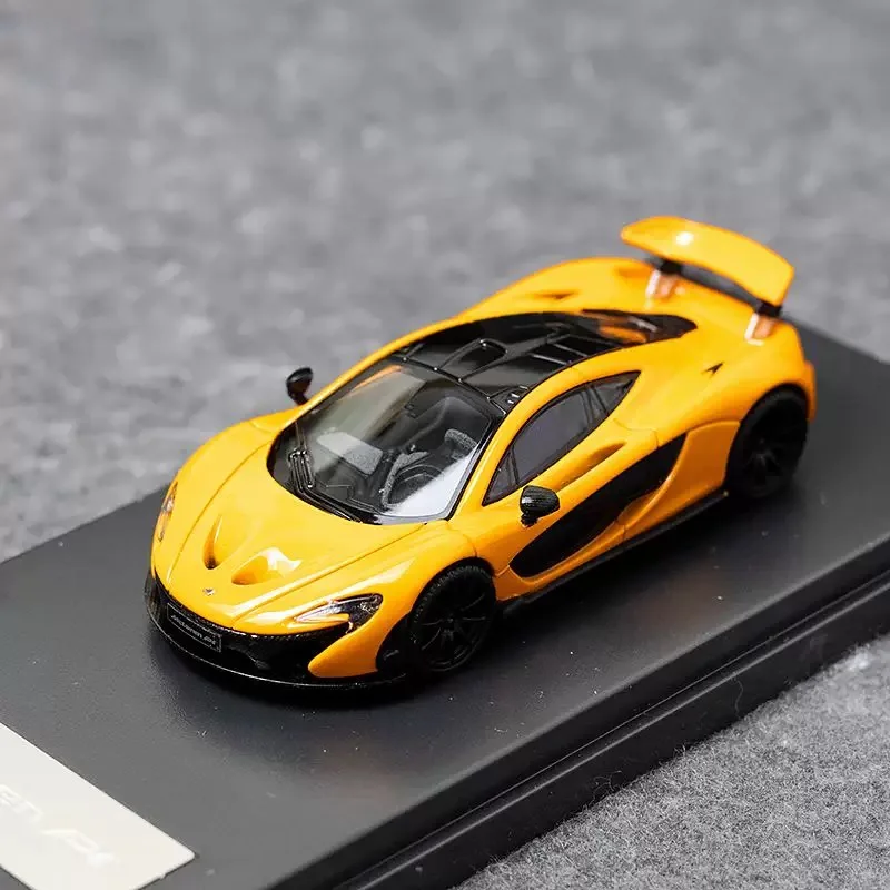 

Модель суперкара с ЖК-дисплеем 1:64 P1 из сплава - В наличии