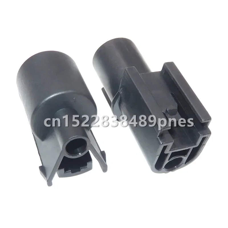 1 Pole Auto Electrical Compressor Engine Plug Waterproof Wiring Harness Socket PB625-01027 PB623-01020 For Mitsubishi Hyundai