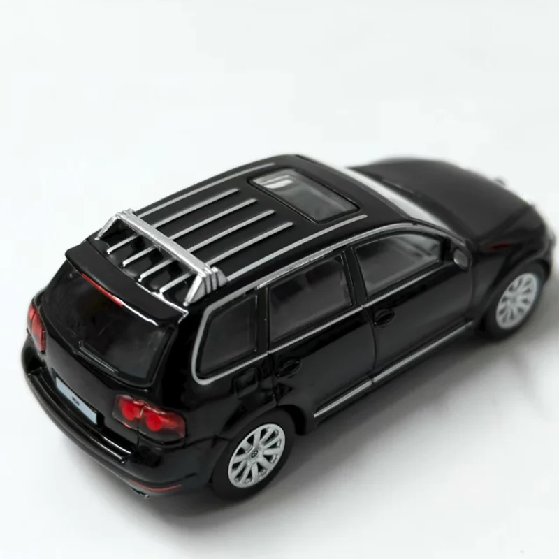 DCT 1/64 escala Touareg R50 coche de simulación de aleación modelo colección estática decorado juguete de vacaciones regalo de recuerdo clásico