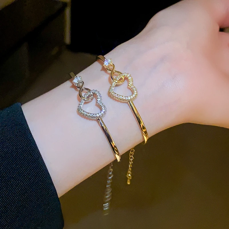Peach Heart Love Bracelet Women\'s Fashion Temperament Zircon Bracelet Light Luxury Link Chain Bracelets Wristband Jewelry K-