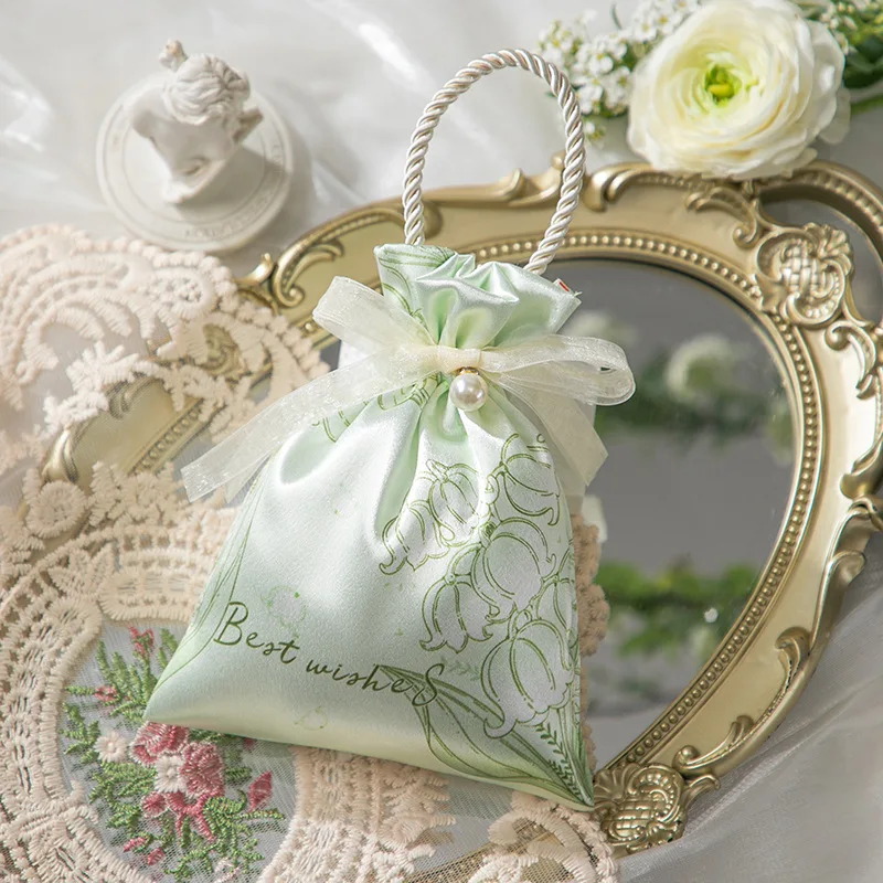 

Gift Bag Silk Candy Bag Accompaniment Gift Wrapping Bag Drawstring Bag Joy Bag for Wedding Handheld Gift Storage Bags