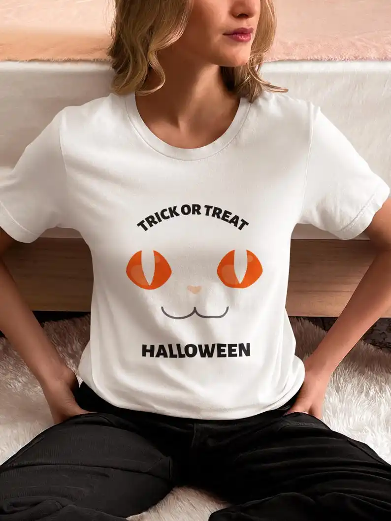 Trick or Treat Halloween Cat Tee Softstyle Cotton T-Shirt Halloween Costume Unisex Women Clothing Pumpkin Funny Graphic T Shirts