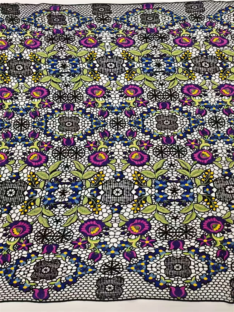 Neuer Stil Nigerianischer Spitzenstoff 2026 Hochwertige Wasserlösliche Bestickte Modische Weiche Spitze 5 Yards – Detail 14