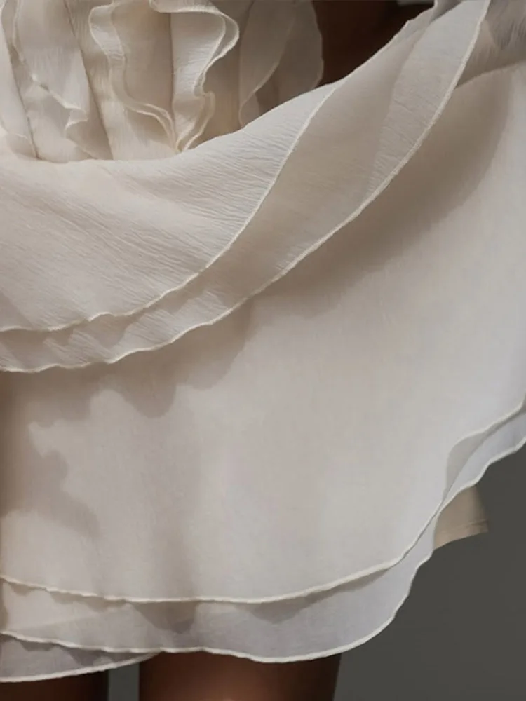 فساتين قصيرة أنيقة مكشكشة بأكمام طويلة للنساء فستان قصير أنيق بياقة على شكل V وخصر عالٍ لصيف 2025 فساتين ضيقة جديدة على شكل حرف A