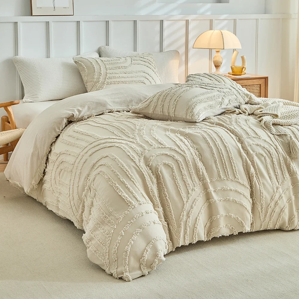 Embossed Floral Duvet Cover Set 2/3pcs Tufted Arched Striped Soft Bed Set All Season Skin-Friendly Quilt Cover and Pillowcases
