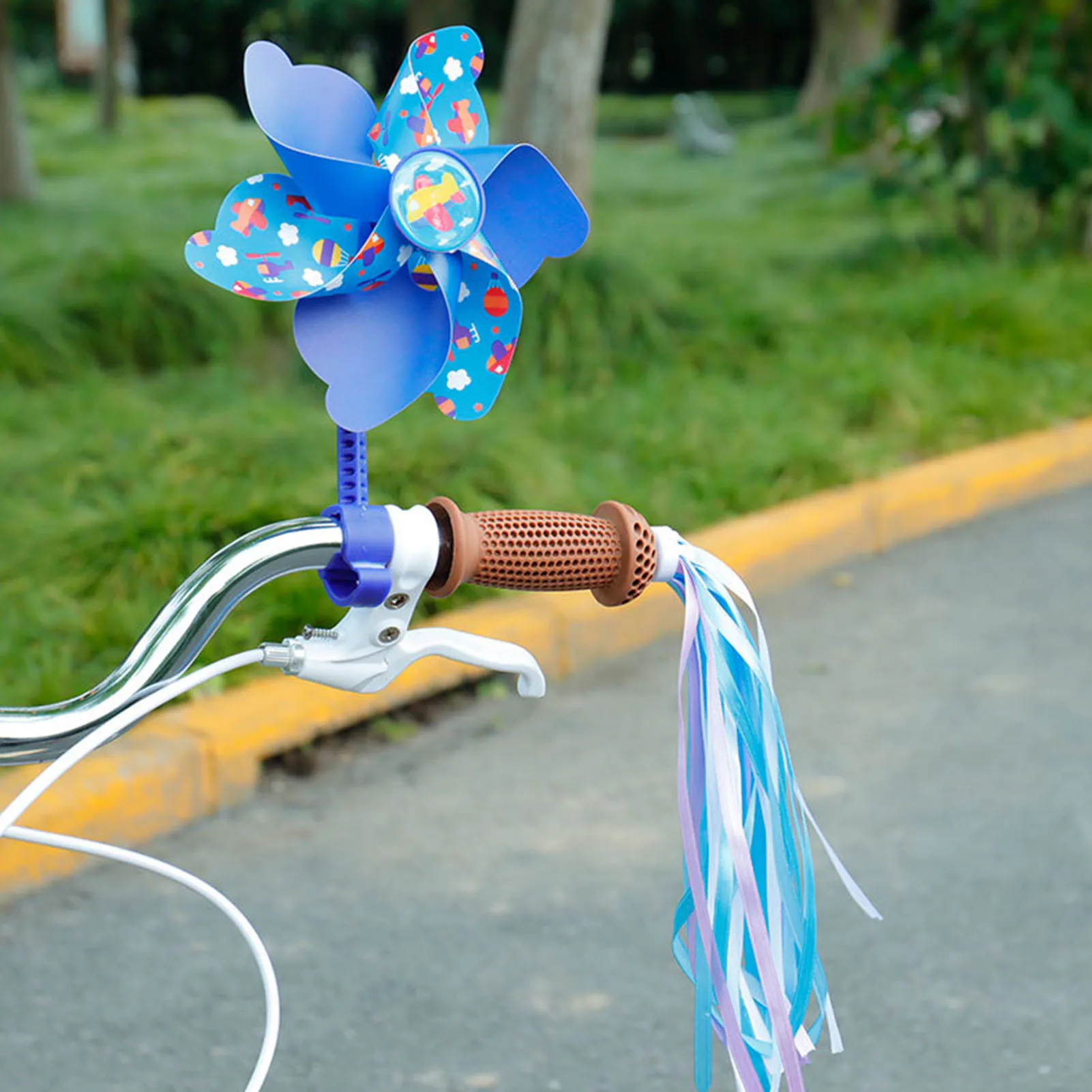 1Pc Kinderen Fiets Stuur Bloem Pinwheel Cartoon Kleurrijke Windmolen Decoratie Voor Kid 'S Fiets Scooter Ornament Accessoires