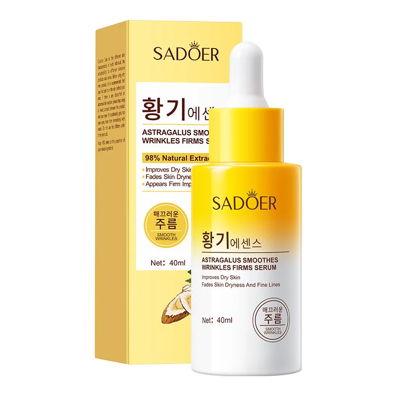 Exfoliërende hydraterende essentie Exfolieert zachtjes, hydrateert en verzorgt voor droge lagen