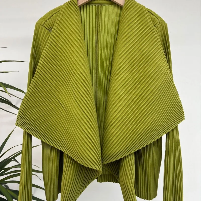 Miyake Pleated 2024 Irregular Design Short Coat Cardigan Autumn New Fashion Casual Buckle Top Coat Cropped Cardigan