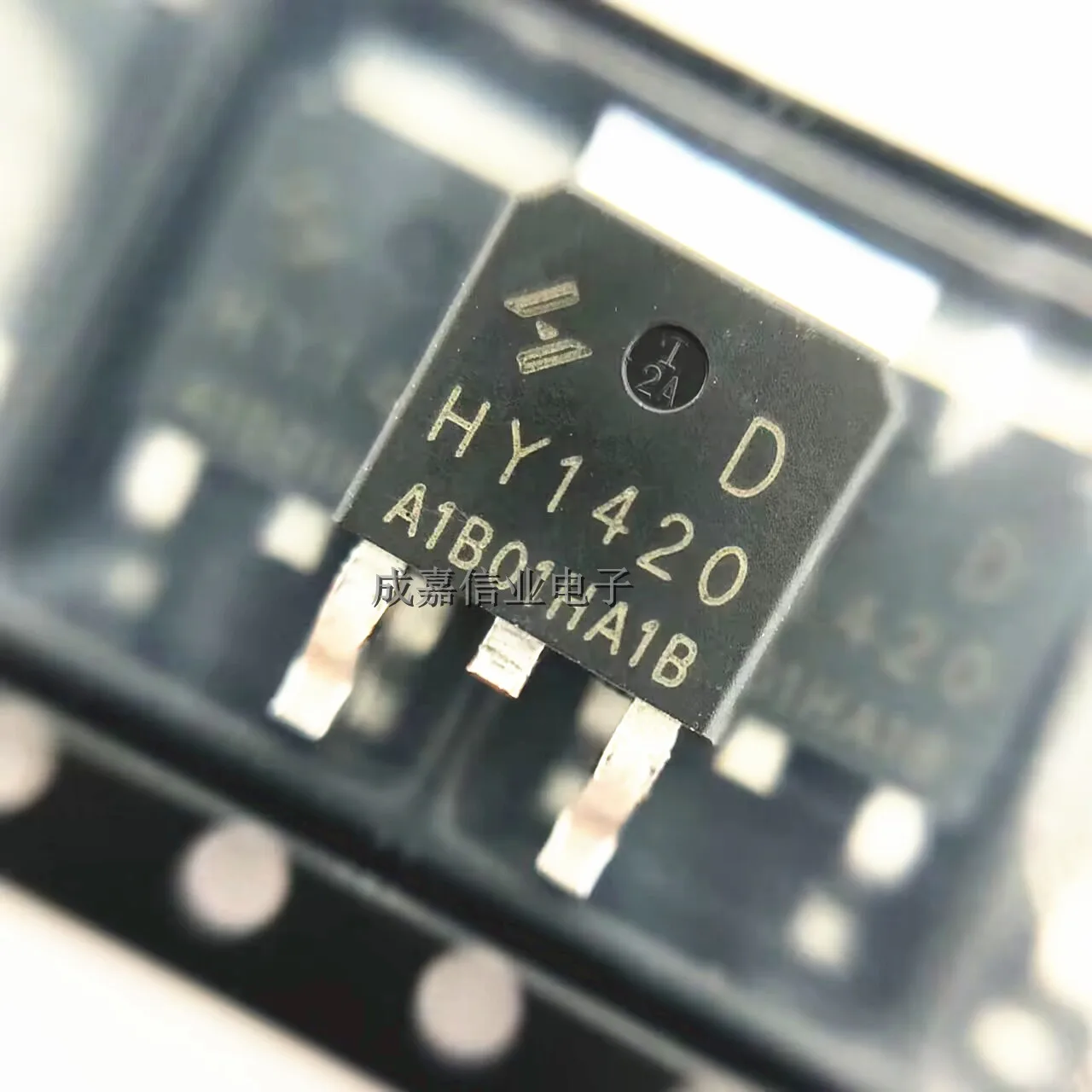 

10pcs/Lot HY1420D TO-252-2L 33A 200V N-Channel Enhancement ModeMOSFET RDS(ON)=57mΩ (typ.) @ VGS = 10V