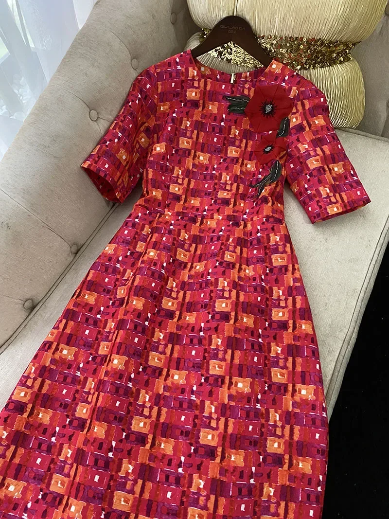 

French Style Elegant Three-Dimensional Flower Beaded Slim Dress 2022 Spring Fashion Mid-Length Rose Red Short Sleeve Plaid Dress