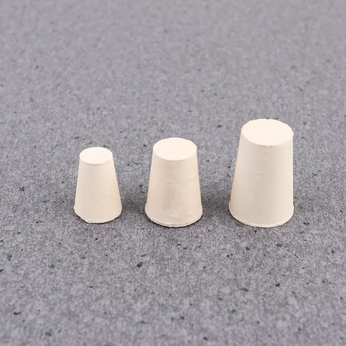 

20Pcs Solid White Rubber Plug High Temperature Resistance Tube Stoppers Waterproof Rubber Bottle Stoppers Multi-purpose Sealing