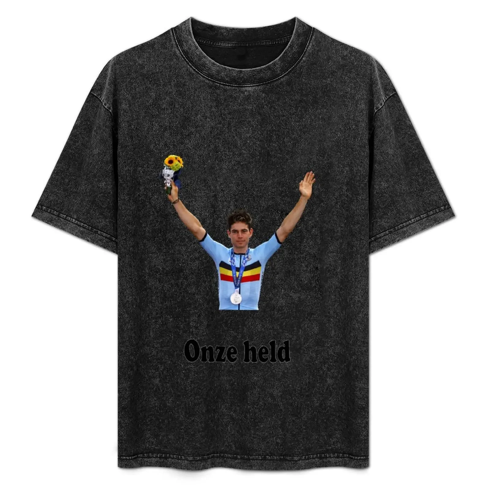 

Wout van aert onze held T-Shirt Performance Dry Fit T-Shirt