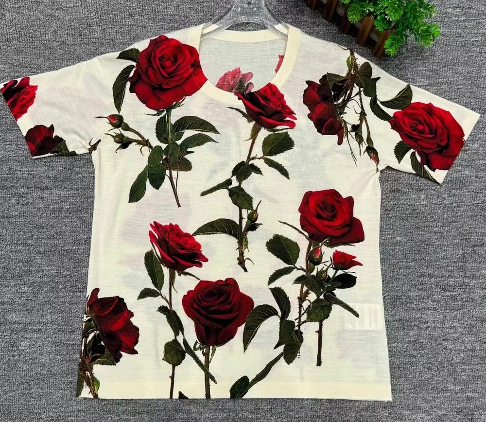 

Высококачественные новые свитера 2026: летние модные топы для женщин, красные с цветочным принтом и зелеными листьями, с коротким рукавом, повседневные, из мягкой шерсти