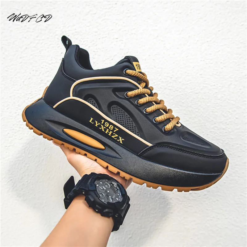 Chunky Sneaker Men Designer Running Shoes Fashion Casual Microfiber Leather/Down Breathable Height Increased Flat Platform Shoes