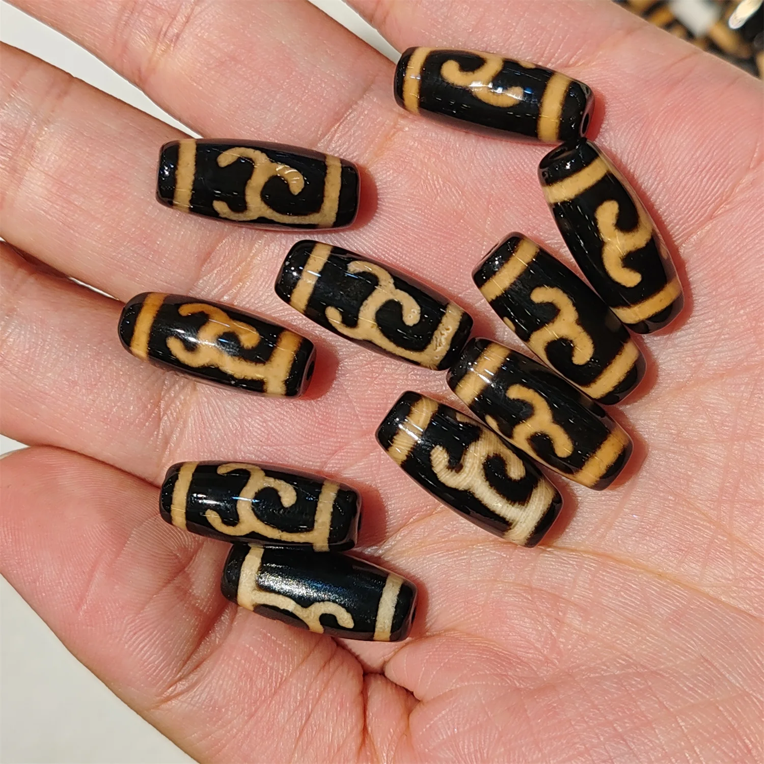 

20pcs/lot Natural Green Tara Pattern Old Agate Dzi Black-yellow 20mm Weathering lines Ethnic style Beads for bracelet necklaces