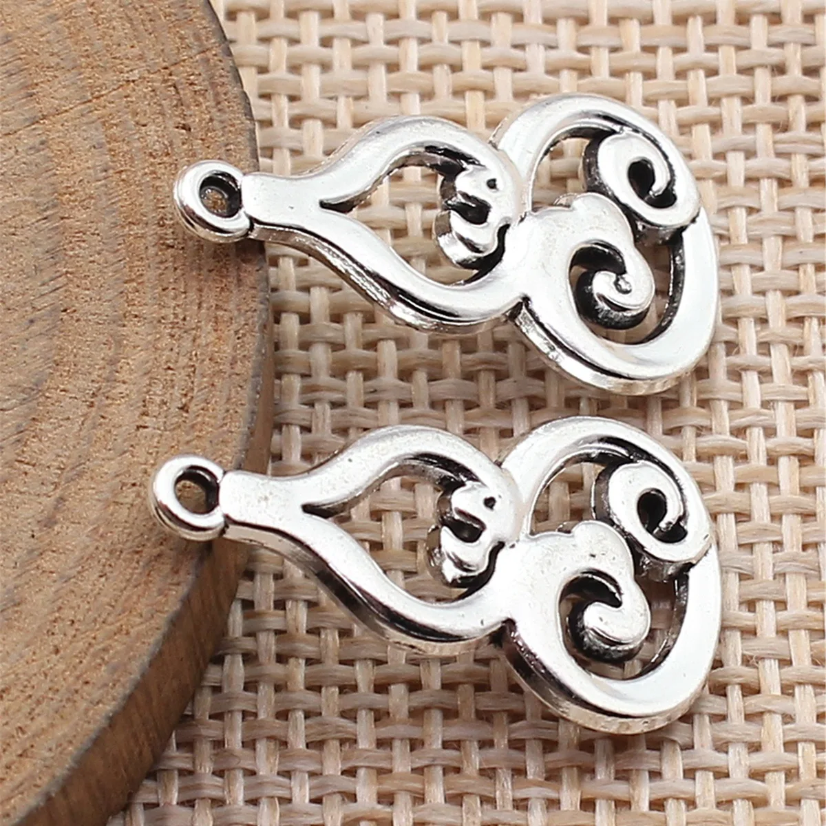 10Pcs 25*14mm Chinese Style Hollow Gourd Charms Zinc Alloy Blessing Pendants For DIY Jewelry Making Handmade Jewelry Accessories