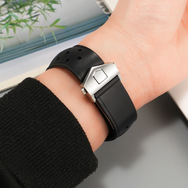 22mm Watch Strap Bracelet For TAG heuer MONACO F1 CAZ201 WAZ2113 CAZ1010 CARRERA FORMULA Men Watchband Sports Rubber Silicone