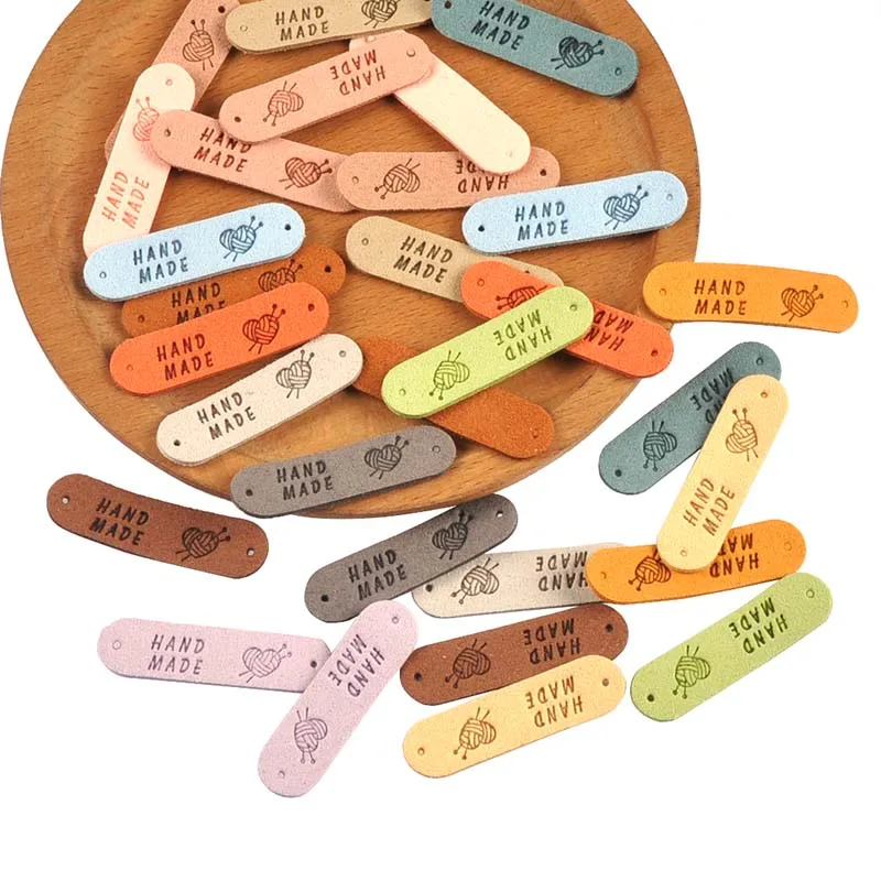 20Pcs 4.5x1.2cm 15color Heart Embossed Leather Labels Sewing Garment Accessories Clothes Tags Handmade Material DIY Crafts C4017