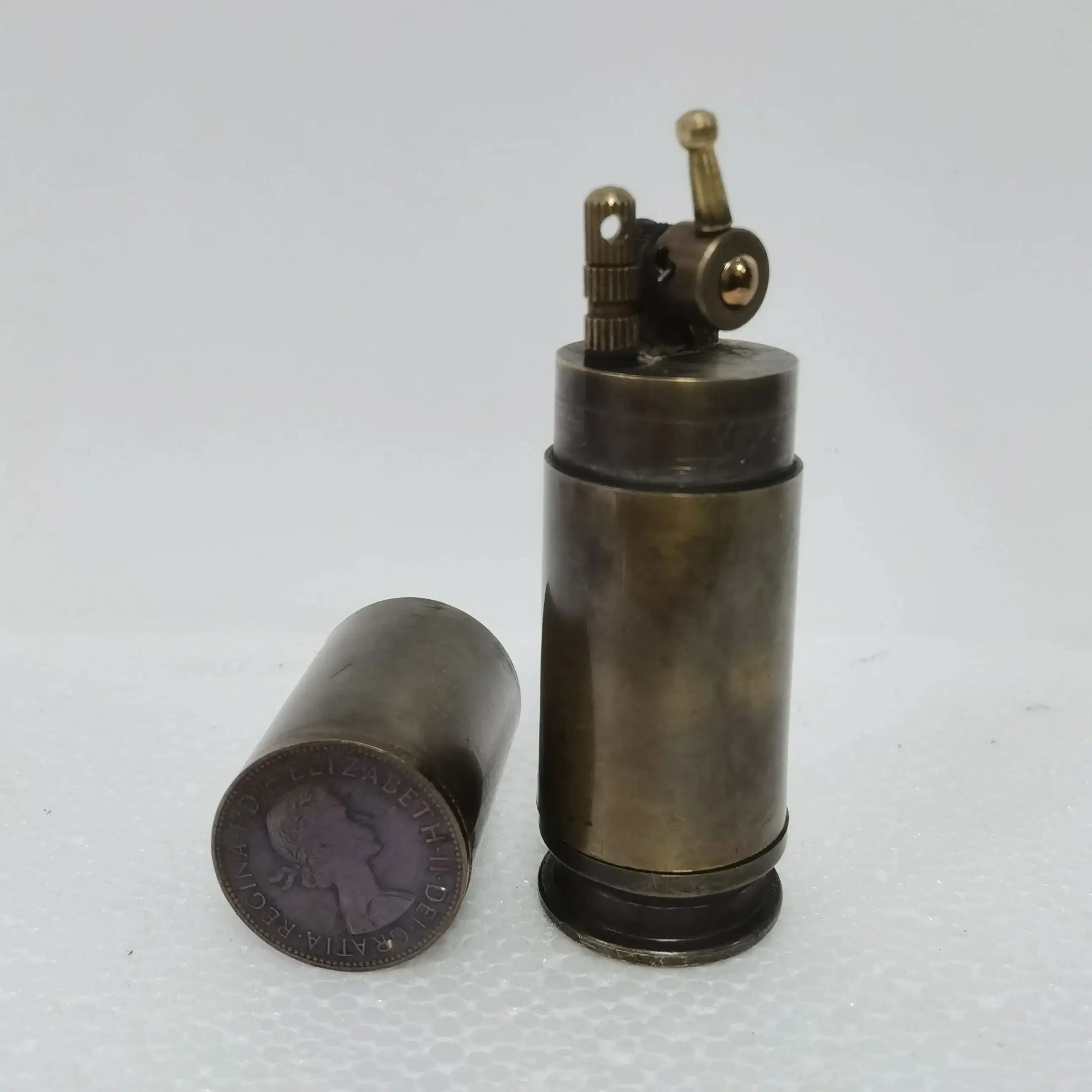 Cylinder Cartridge Case Fuel Gasoline Manual Lighter Originality Toggle Device Ignition Smoking Lighter Outdoor