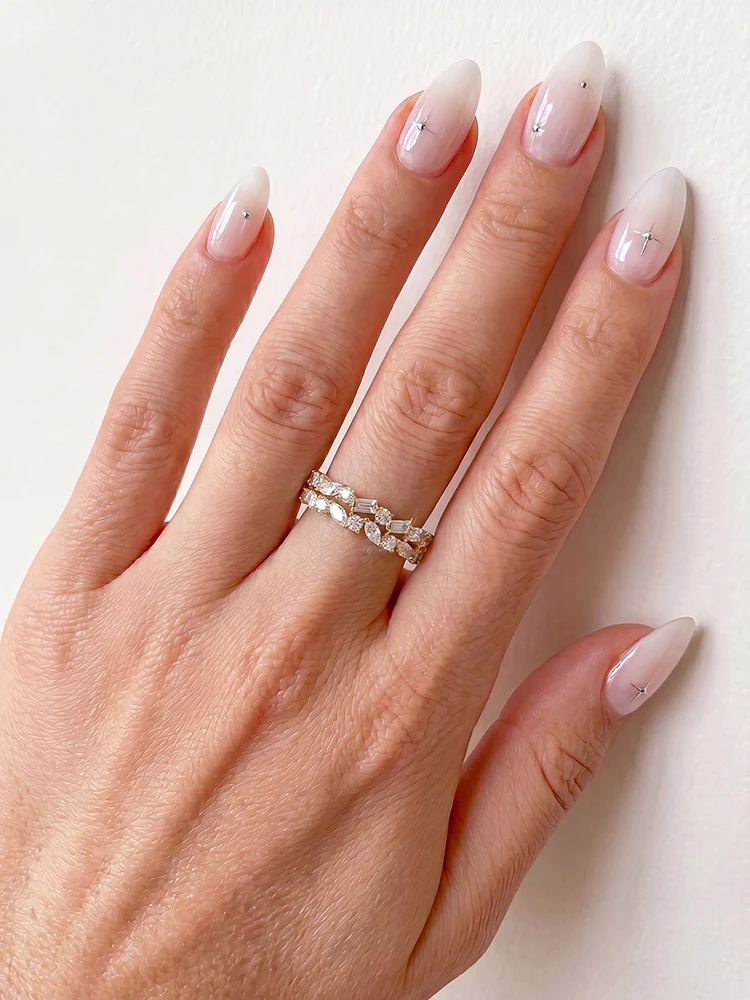 Wunderschöner Rechteckiger Marquise-Rund-Zirkon-Doppelring für Damen aus 925 Sterling Silber, Verlobungs- und Hochzeitsschmuck von hoher Qualität. – Detail 2