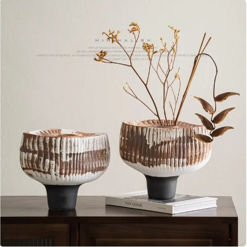 Wabi Sand Wind Creative Designer Mushroom Head Ceramic Flower Arranger Special Shaped Superior Room Vase Decorative Ornament