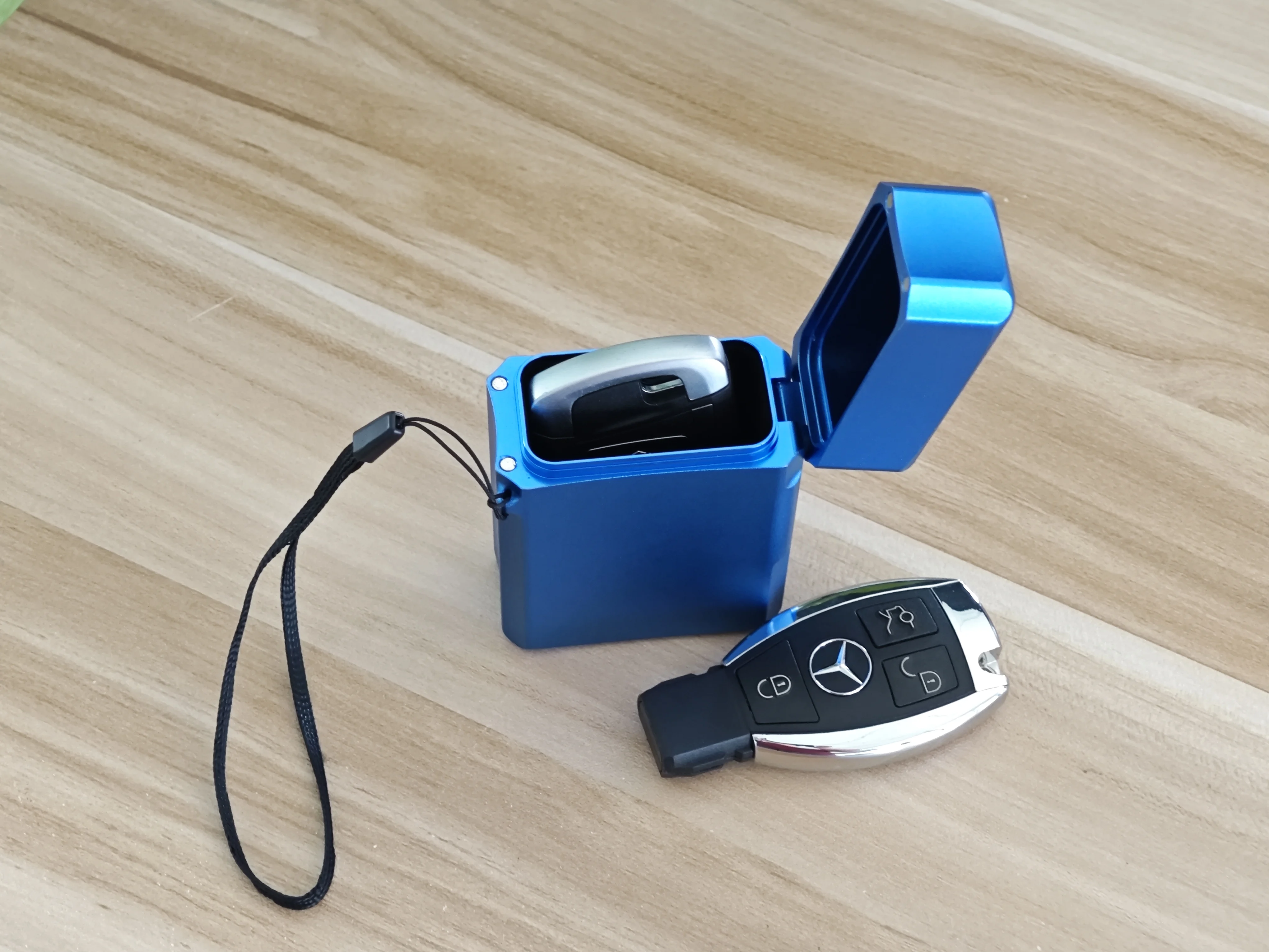 scatola-faraday-antifurto-per-custodia-con-blocco-segnale-chiavi-dell'auto-archiviazione-sicura-per-gli-accessori-del-tuo-veicolo