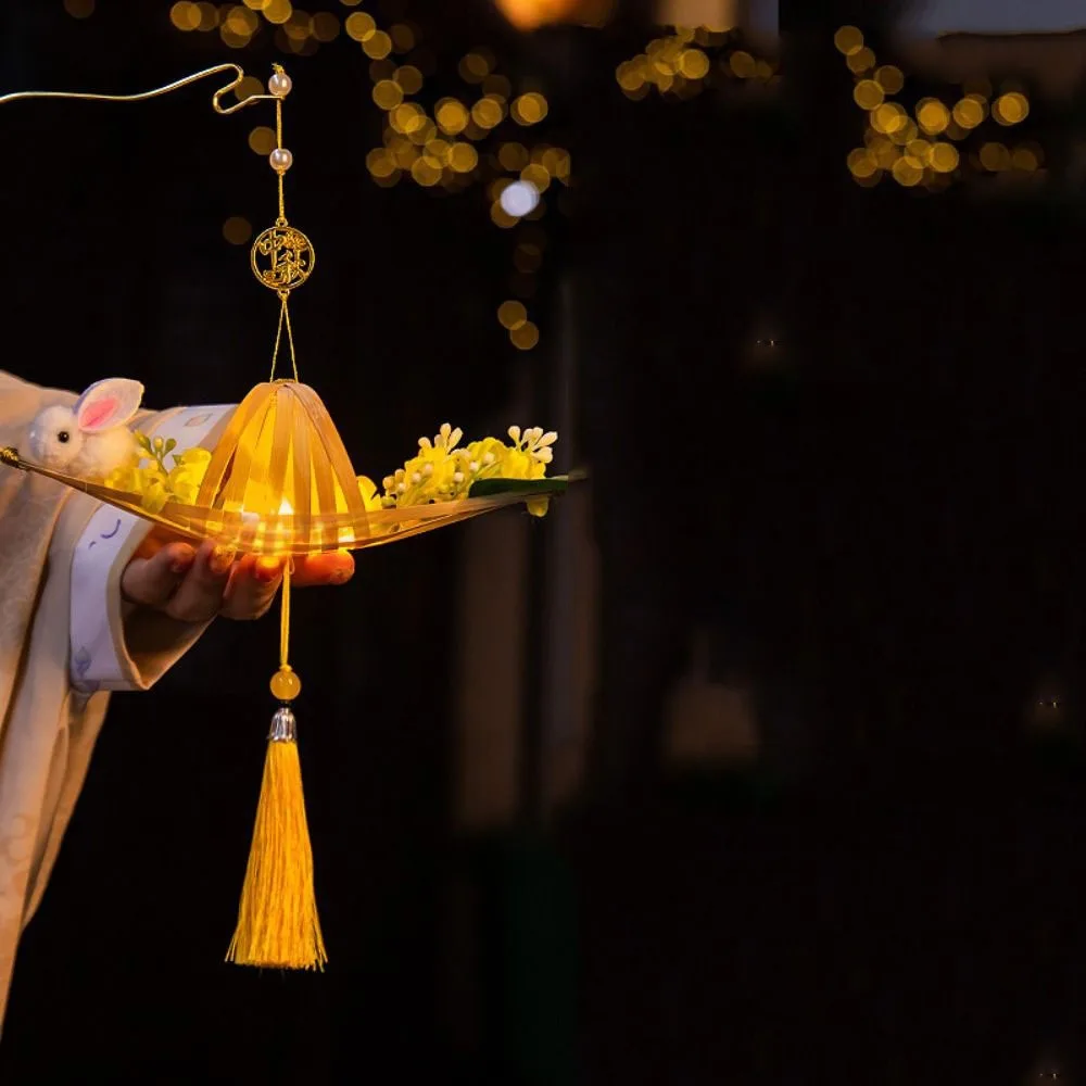 

Weaving Mid-Autumn Lantern LED Light Bamboo Weaving Cage Festival Lantern Chinese Style Tassels Bamboo Portable Lantern