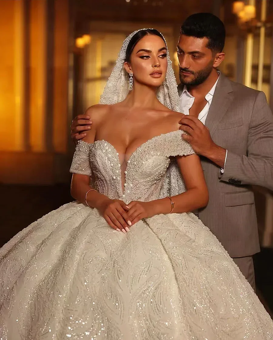 فساتين زفاف Flavinke مخصصة فاخرة على شكل كرة بدون أكتاف لؤلؤ مطرز بالخرز من الدانتيل فستان زفاف الأميرة Vestido De Noiva