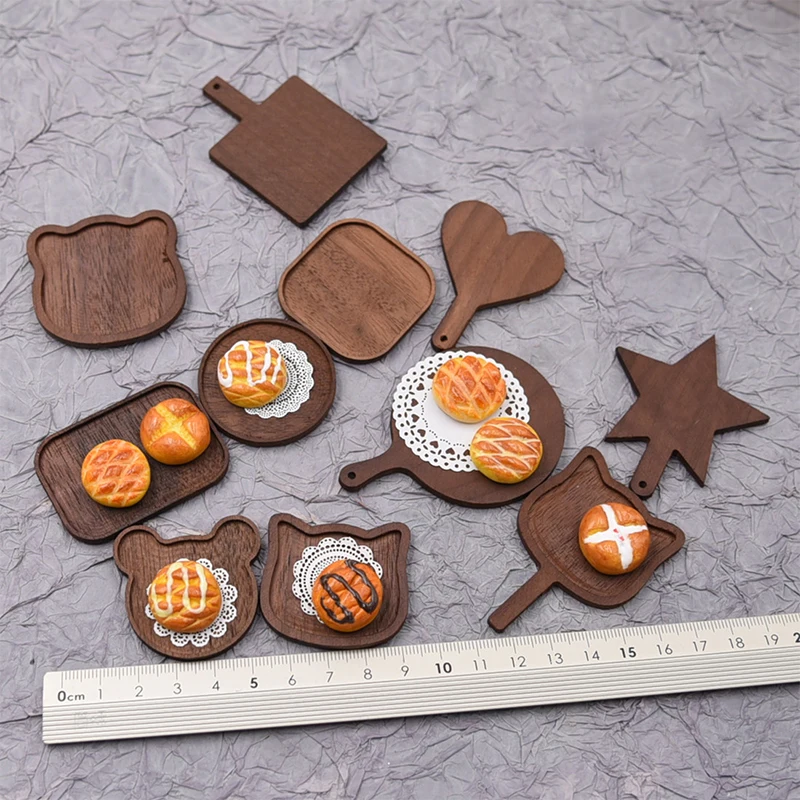 1PC Clay Doll House Decoration Mini Scene 6 Points BJD Food Play Dessert Miniature Walnut Tray Miniature Model