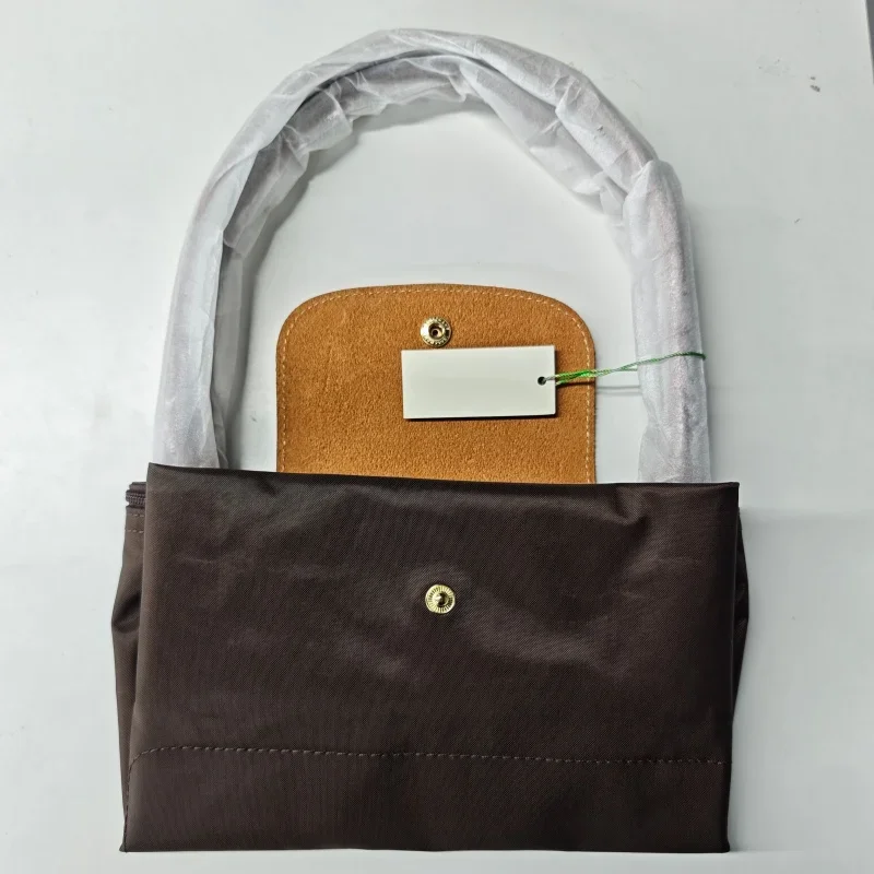 Sac hobo pliable classique en nylon, sac à main bandoulière pour femmes avec motif brodé L O NG