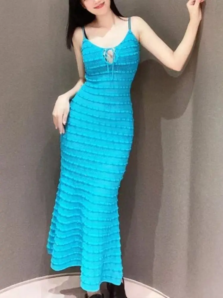

Women Blue or Black Robe Rhinestone Decoration Lace-up V-Neck Sleeveless Solid Color Slim Spring 2024 Midi Dress