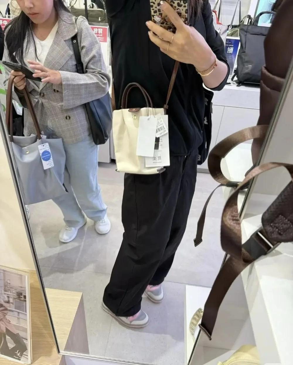 sac-bandouliere-compact-en-nylon-style-japonais-pour-femme-2026-–-mini-sac-seau-leger-pour-telephone