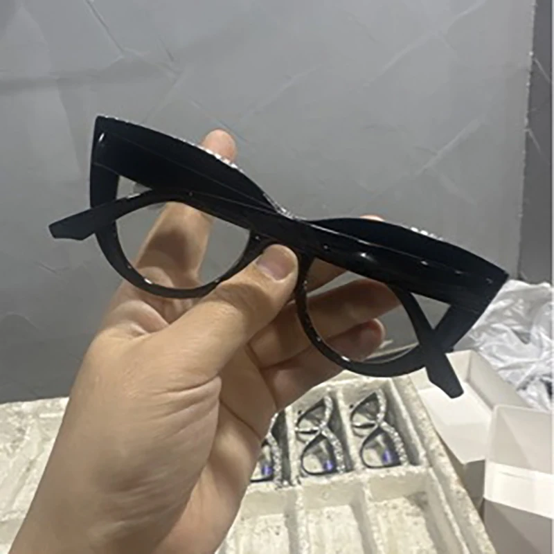 NYWOOH Anti Blue Light Reading Glasses For Women Cat Eye Frame With Diamond Presbyopia Eyeglasses Hyperopia Diopter +3.0 +4.0