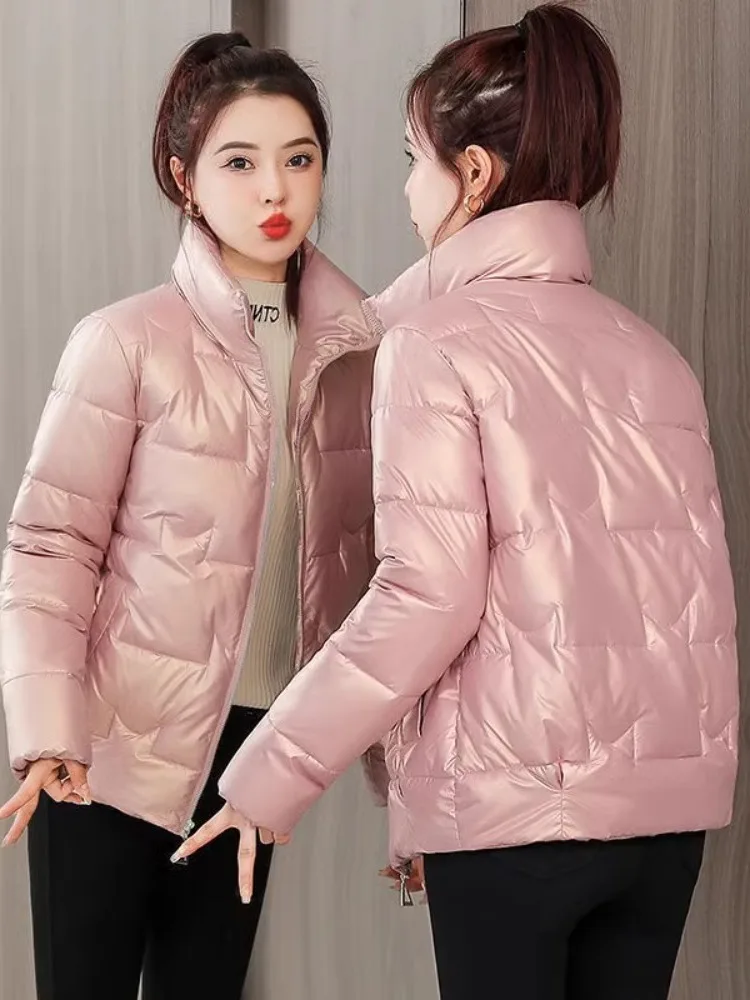 

New 2024 Women's Faionable Thiened Warm Du down Cotton Jaet Loose Fit Stand Collar Bright Surface Bread Coat Ele