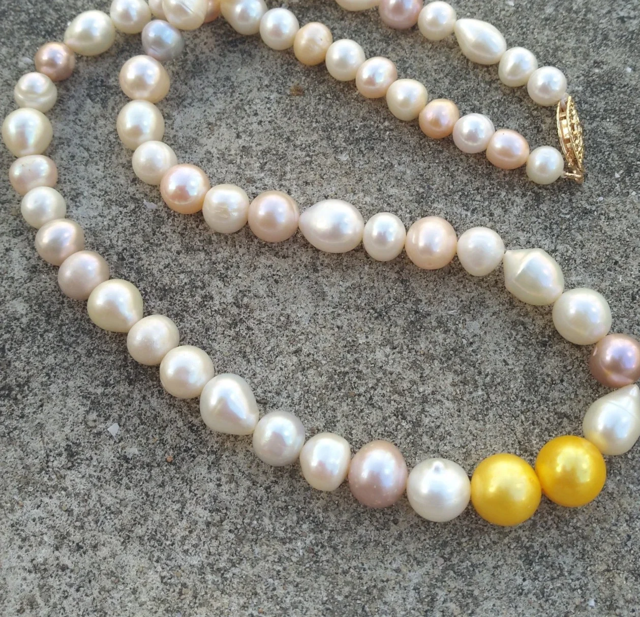 

New design necklace AAA8-10mm natural South Sea multi-color pearl necklace 18 inch 14k gold