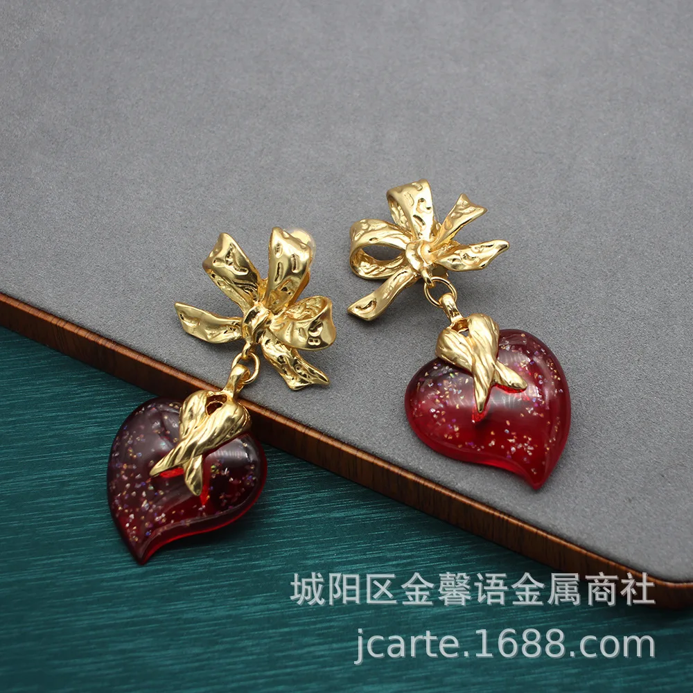 

Стильные зажимы для ушей, преувеличенные серьги для женщин, серьги с красным сердцем, модные украшения