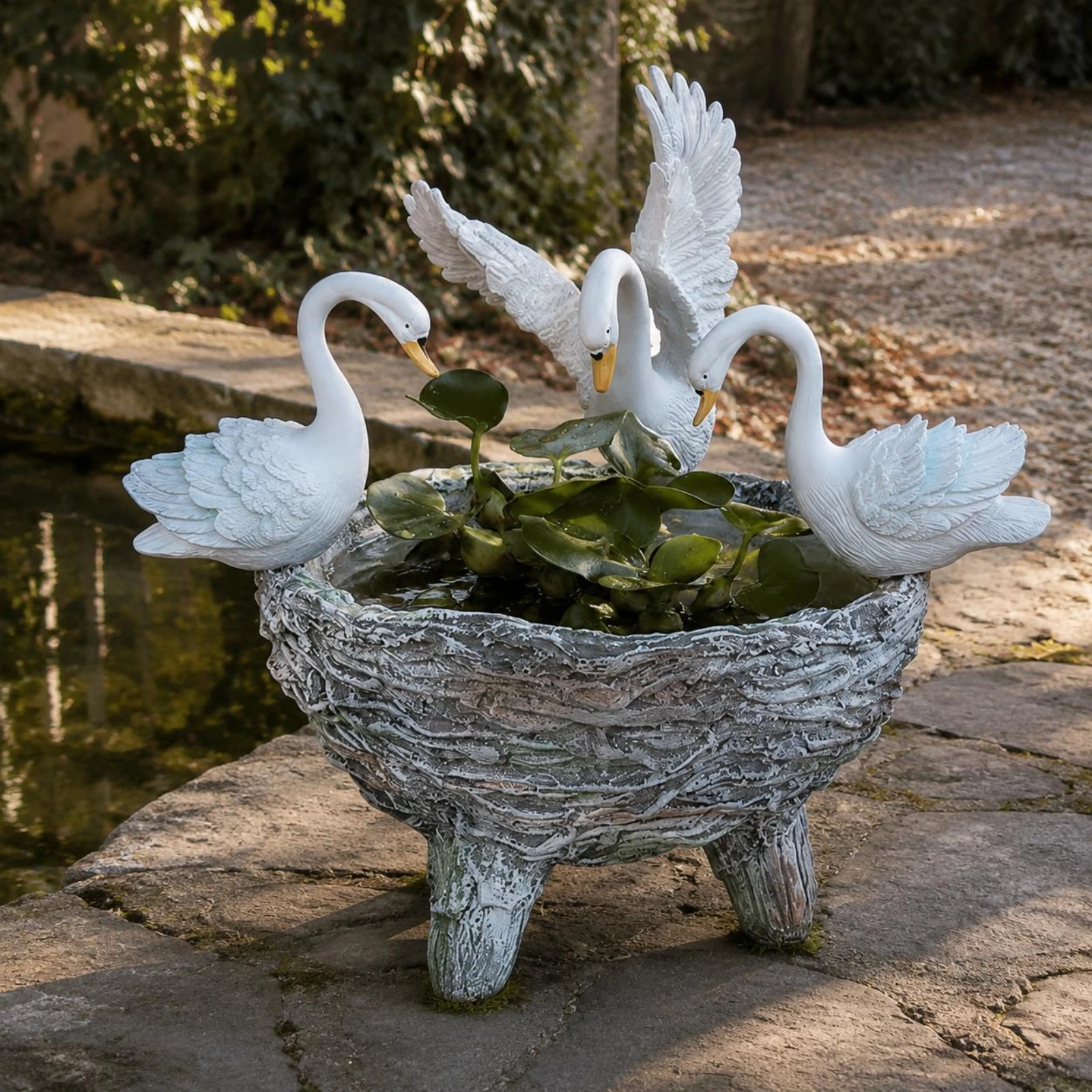 Swan Planter Handmade Swan-Shaped Planter Pot Garden Decor Whimsical Textured Finish for Yard, Patio