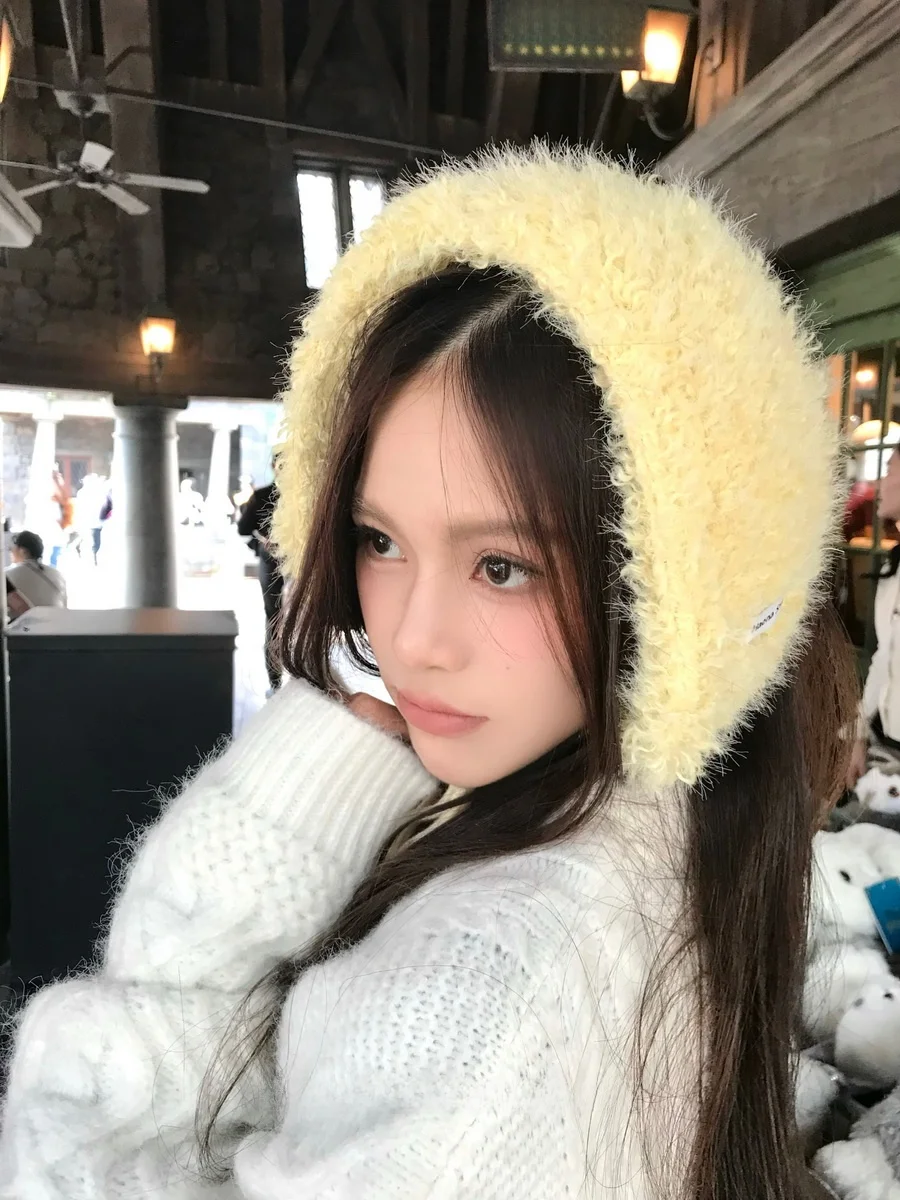 冬用暖かいイヤーマフ女性用かわいいサークルプラッシュピュアカラーイヤーカバー寒い天候用のファッショナブルなアクセサリー