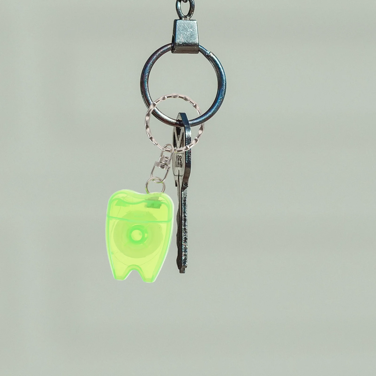 4 قطعة سلسلة المفاتيح الخيط الأسنان المحمولة العناية بالفم تنظيف الأسنان الخيط يختار حلقة رئيسية التنفس الطازج عميق تنظيف بين الأسنان