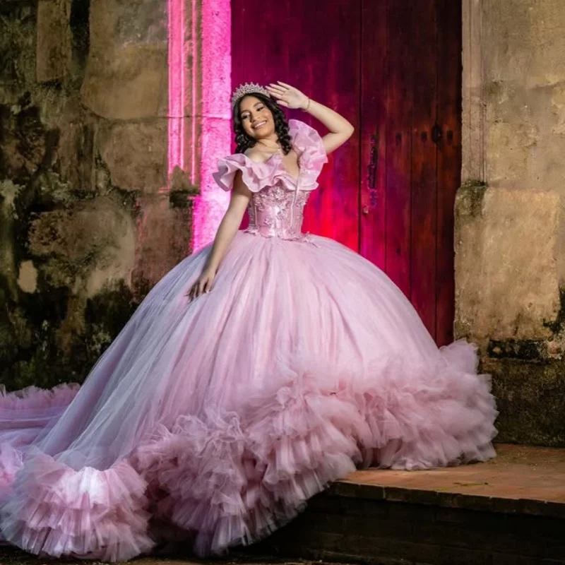 

Shiny Pink Quinceanera Dresses Off the Shoulder Sequin Crystal Decal Lace Layering Long tail Vestido De 15 Quinceanera Customize