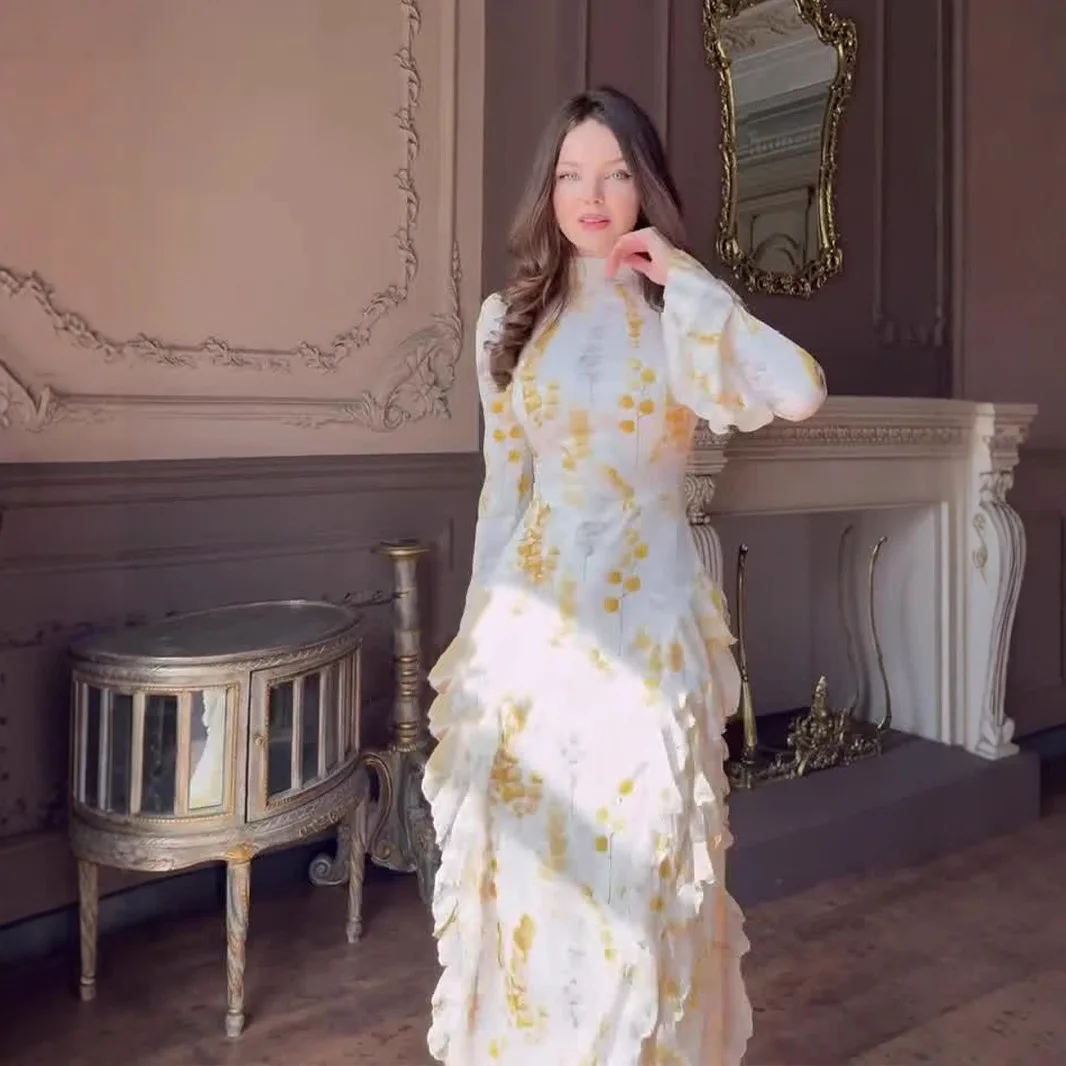 

2026 Новое элегантное струящееся платье с длинными рукавами, облегающее мягкое женское платье